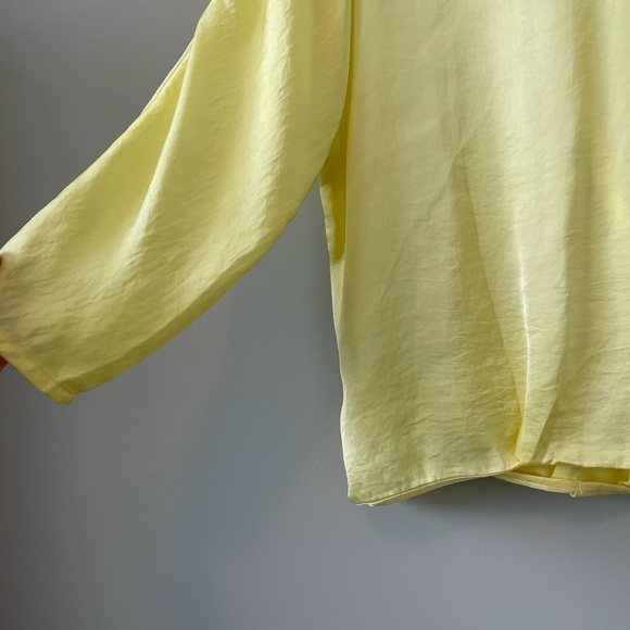 Philosophy Yellow V Neck 100% Polyester Blouse - Picture 11 of 15